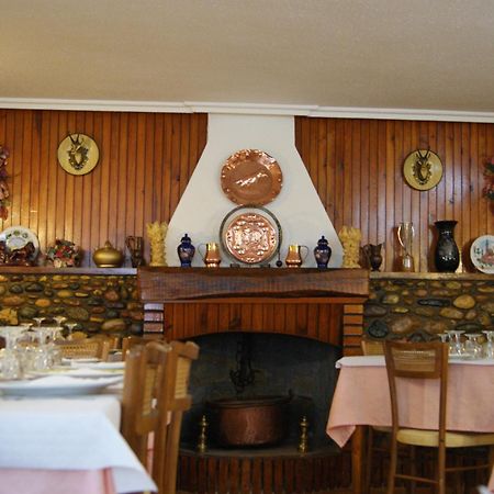 Hostal Pirineos Meliz بييلسا المظهر الخارجي الصورة